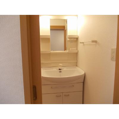 クロスロード 101【管理NO：1-012529201-01010】 ★家具家電は申し込み後に搬入します★ ★2026年08月下旬入居可能★の物件画像