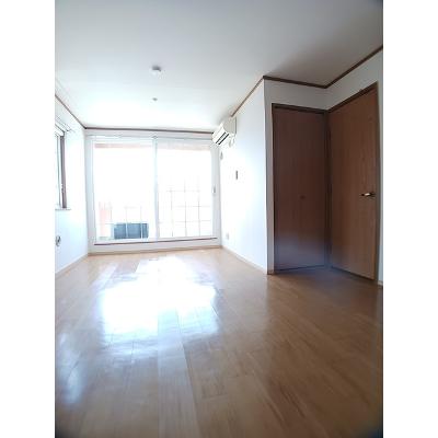 ファミールＮＡＫＡＹＡＭＡ 201【管理NO：1-007130201-02010】 ★家具家電は申し込み後に搬入します★の物件画像