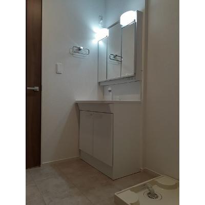 エル豊岡Ⅰ 106【管理NO：1-027554501-01050】 ★家具家電は申し込み後に搬入します 2026年08月下旬入居可能の物件画像