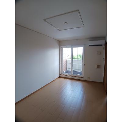 サンシャイン 202【管理NO：1-015130801-02020】 ★家具家電は申し込み後に搬入します★の物件画像
