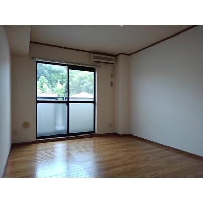 シャローゼ２ 202【管理NO：1-010229402-02020】 ★家具家電は申し込み後に搬入します★の物件画像