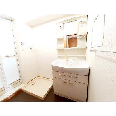 ｎｏｖａ（ノーヴァ） 201【管理NO：1-014239501-02010】 ★家具家電は申し込み後に搬入しますの物件画像