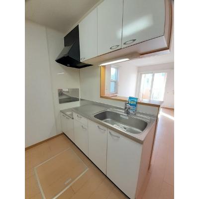 パークス古見 102【管理NO：1-014949201-01020】 ★家具家電は申し込み後に搬入します 2026年08月下旬入居可能の物件画像