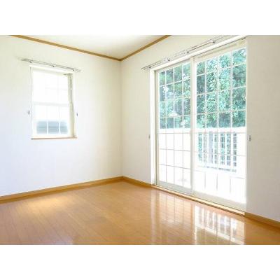 サンシャインヒルズ 101【管理NO：1-012551901-01010】 ★家具家電は申し込み後に搬入します★の物件画像