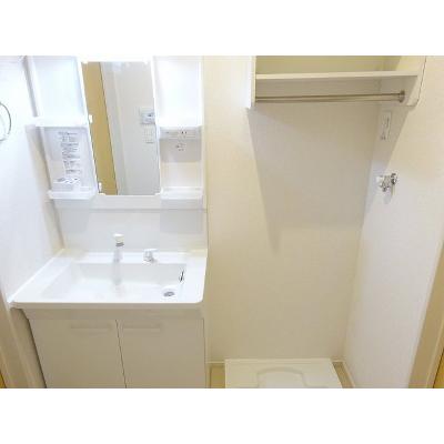 ドルチェ 201【管理NO：1-023045001-02010】 ★家具家電は申し込み後に搬入します 2026年07月中旬入居可能の物件画像