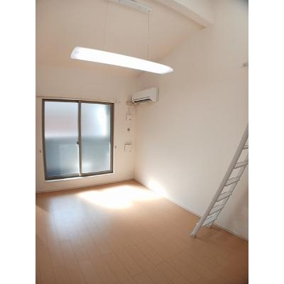 ノイ　アンソレイエ 203【管理NO：1-021183301-02030】 2026年10月中旬入居可能の物件画像