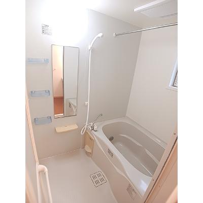 Ｈ＆Ｐ 102【管理NO：1-016935301-01020】 ★家具家電は申し込み後に搬入します★の物件画像