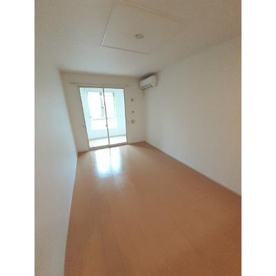 オーブ 102【管理NO：1-018957401-01020】 ★家具家電は申し込み後に搬入します 2026年08月上旬入居可能の物件画像