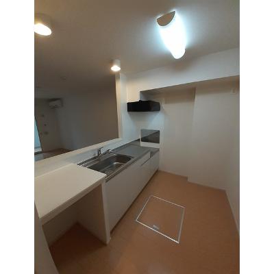 オーブ 102【管理NO：1-018957401-01020】 ★家具家電は申し込み後に搬入します 2026年08月上旬入居可能の物件画像