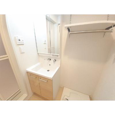 ウィスタリア城陽 101【管理NO：1-027303101-01010】 ★家具家電は申し込み後に搬入します 2026年08月中旬入居可能の物件画像