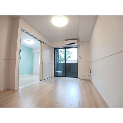 アルストロメリアⅤ 101【管理NO：1-028464801-01010】 ★家具家電は申し込み後に搬入します★の物件画像