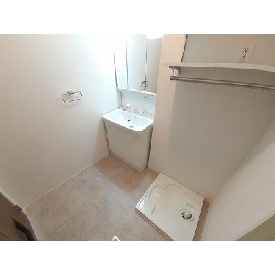 シャーシャ 204【管理NO：1-026510401-02040】 ★家具家電は申し込み後に搬入します 2026年08月上旬入居可能の物件画像