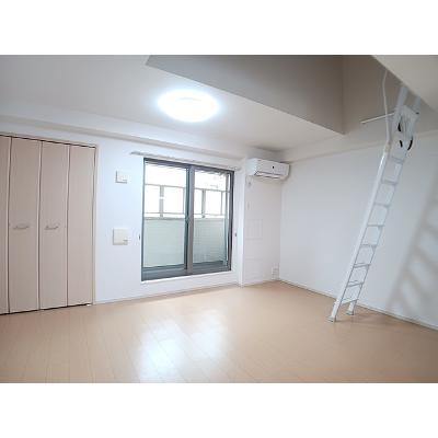 クイ－ンズパレス　さくらい 201【管理NO：1-020442001-02010】 ★家具家電は申し込み後に搬入しますの物件画像