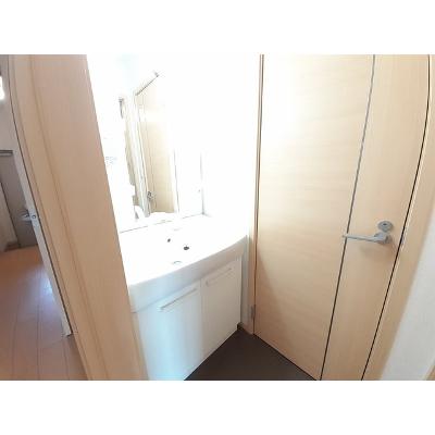カーサ・フェリーチェ 103【管理NO：1-016934901-01030】 ★家具家電は申し込み後に搬入します★の物件画像