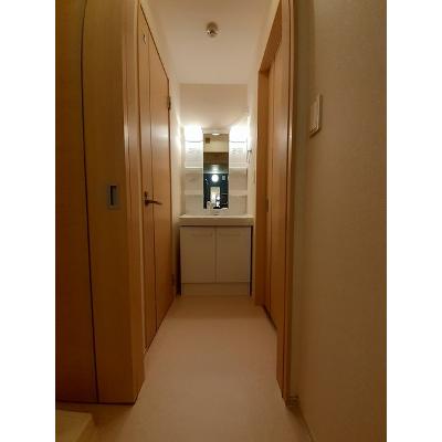 マロンツリー 106【管理NO：1-017113001-01050】 ★家具家電は申し込み後に搬入します 2026年08月上旬入居可能の物件画像