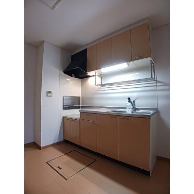 シャイニング・ベル　Ⅱ 102【管理NO：1-014739701-01020】 ★家具家電は申し込み後に搬入します★の物件画像