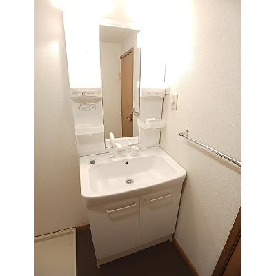 メゾンディオールⅡ　Ｂ 102【管理NO：1-009542302-01020】 ★家具家電は申し込み後に搬入します★の物件画像