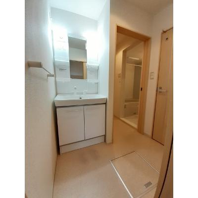 ソレイユ　Ⅱ 202【管理NO：1-020330002-02020】 ★家具家電は申し込み後に搬入します★の物件画像
