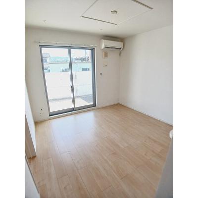 パティオ・ＹＳ 104【管理NO：1-023255101-01040】 ★家具家電は申し込み後に搬入します 2026年07月中旬入居可能の物件画像