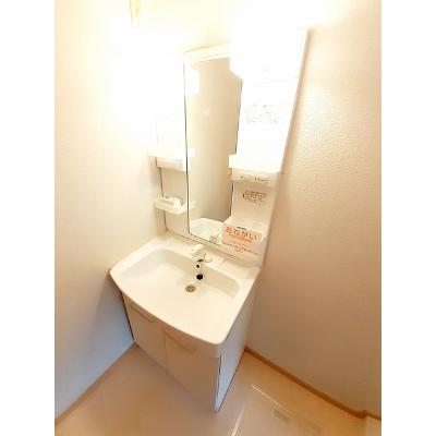 エアリー枝川 201【管理NO：1-015442301-02010】 ★家具家電は申し込み後に搬入します 2026年08月上旬入居可能の物件画像