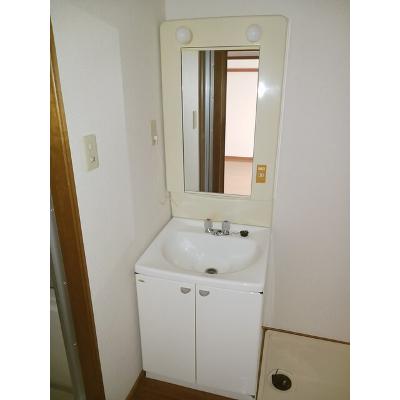 マンションエトランゼ 101【管理NO：1-004278601-01010】 ★家具家電は申し込み後に搬入します 2026年08月上旬入居可能の物件画像