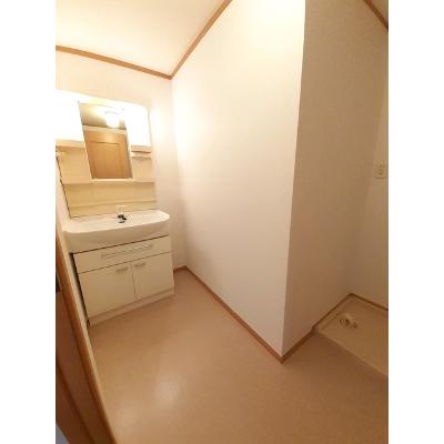 プリムローズＡ 101【管理NO：1-012977201-01010】 ★家具家電は申し込み後に搬入します 2026年08月中旬入居可能の物件画像