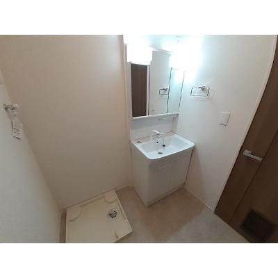 ヴィラサウスウィンド４ 101【管理NO：1-027295101-01010】 ★家具家電は申し込み後に搬入します★の物件画像