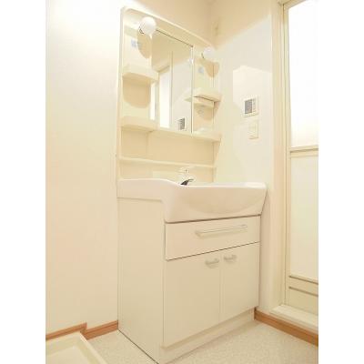 フランプレイス　Ｂ 204【管理NO：1-014462702-02040】 ★家具家電は申し込み後に搬入します 2026年08月下旬入居可能の物件画像