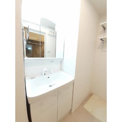 グランド　ヒル小郡 104【管理NO：1-026748401-01040】 ★家具家電は申し込み後に搬入します 2026年07月中旬入居可能の物件画像