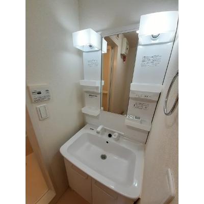 メゾン　ド　クレール 101【管理NO：1-018890302-01010】 ★家具家電は申し込み後に搬入します★の物件画像