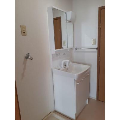 ファミール村松 201【管理NO：1-007299701-02010】 ★家具家電は申し込み後に搬入します 2026年08月中旬入居可能の物件画像