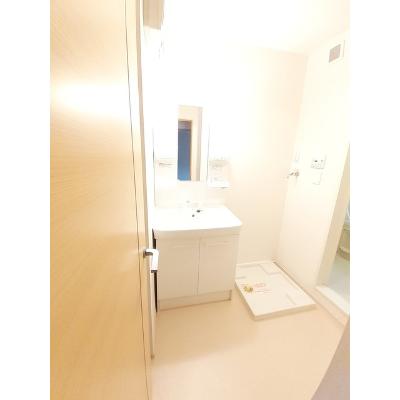 エレガンシア・ガーデンＢ 102【管理NO：1-019720202-01020】 ★家具家電は申し込み後に搬入します 2026年09月中旬入居可能の物件画像