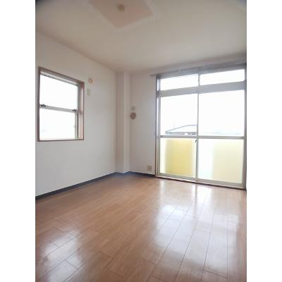 コーポひまわり 201【管理NO：1-005386101-02010】 ★家具家電は申し込み後に搬入します★の物件画像