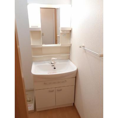 ルミエール参番館 101【管理NO：1-012701801-01010】 ★家具家電は申し込み後に搬入しますの物件画像