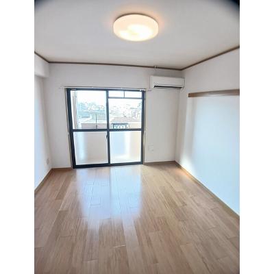 アヴァンティ 405【管理NO：1-012369301-04040】 ★家具家電は申し込み後に搬入します★の物件画像
