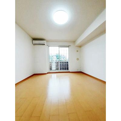 プロムナード月出 103【管理NO：1-015372001-01030】 ★家具家電は申し込み後に搬入します★ ★2026年08月上旬入居可能★の物件画像