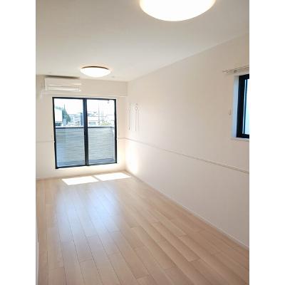グランブルー西都　Ａ 201【管理NO：1-027892601-02010】 ★家具家電は申し込み後に搬入します★の物件画像