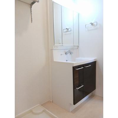 グランブルー西都　Ａ 201【管理NO：1-027892601-02010】 ★家具家電は申し込み後に搬入します★の物件画像
