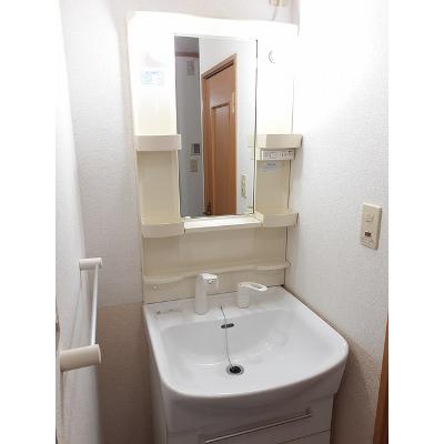 グラスワンダー　Ｎ－４８ 203【管理NO：1-012444601-02030】 ★家具家電は申し込み後に搬入します 2026年08月上旬入居可能の物件画像