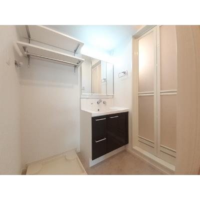 サンリット鳳 103【管理NO：1-026568301-01030】 ★家具家電は申し込み後に搬入します★の物件画像