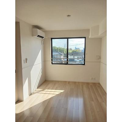 ブローテ　Ⅱ 302【管理NO：1-025642901-03020】 ★家具家電は申し込み後に搬入します 2026年12月中旬入居可能の物件画像