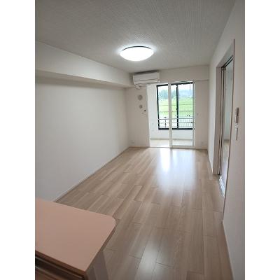 デ・リス・フレグランス　Ⅲ 102【管理NO：1-027979003-01020】 ★家具家電は申し込み後に搬入しますの物件画像
