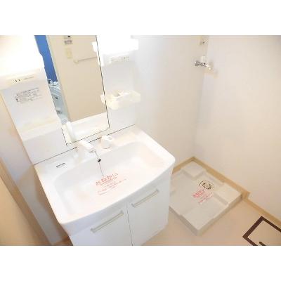 ボ・ヌゥール二番館 202【管理NO：1-015648501-02020】 2026年08月中旬入居可能の物件画像