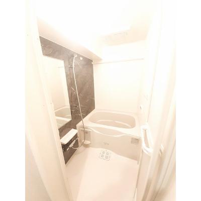 ＣＬＯＶＥ　－　Ⅰ 102【管理NO：1-027114101-01020】 ★家具家電は申し込み後に搬入します★の物件画像