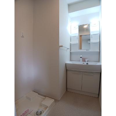 シャトーブランシェ　Ⅰ 103【管理NO：1-023494301-01030】 ★家具家電は申し込み後に搬入しますの物件画像