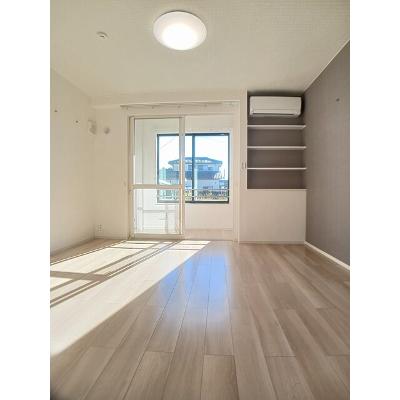 リバーサイドⅢ 101【管理NO：1-027223801-01010】 ★家具家電は申し込み後に搬入します★の物件画像