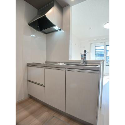 リバーサイドⅢ 101【管理NO：1-027223801-01010】 ★家具家電は申し込み後に搬入します★の物件画像