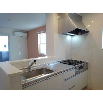 ＡＮＤＡＮＴＥ 101【管理NO：1-024755401-01010】 ★家具家電は申し込み後に搬入します★の物件画像