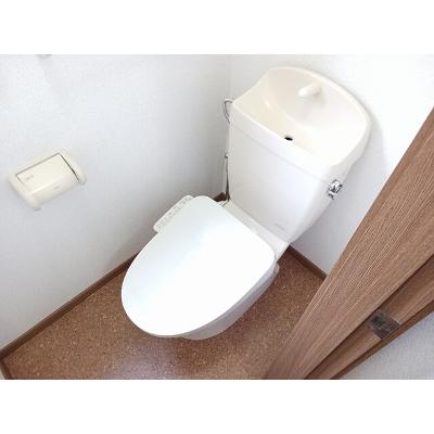 ヴェルカーザⅡ 103【管理NO：1-010313902-01030】 ★家具家電は申し込み後に搬入します★の物件画像
