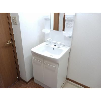 ヴェルカーザⅡ 103【管理NO：1-010313902-01030】 ★家具家電は申し込み後に搬入します★の物件画像